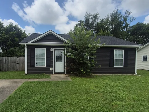 1017 Shadow Ridge Ave, Oak Grove, KY 42262