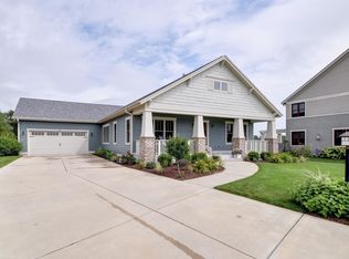 9035 Dahlia Ln, Racine, WI 53406