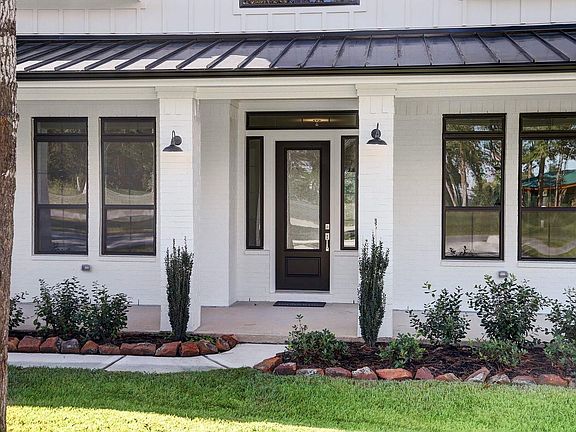 2nd image of 350 Council Oak Ct