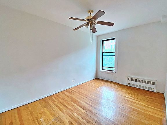 3rd image of 70 W 71st St #D4