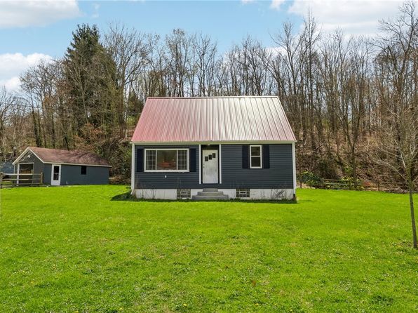 2263 Lovi Rd, Freedom, PA 15042