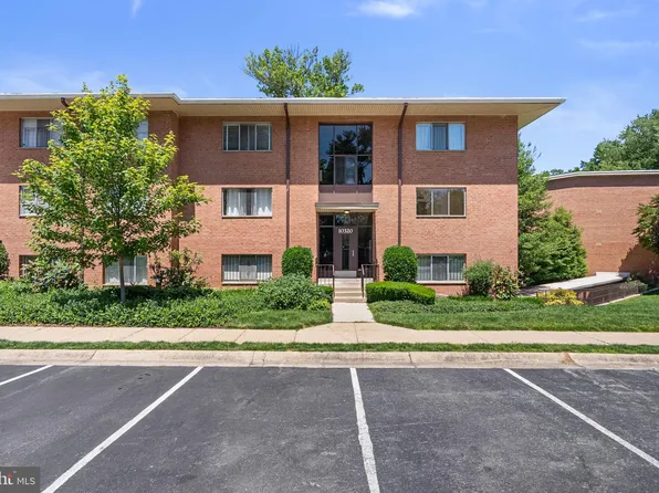 10320 Rockville Pike APT 401, Rockville, MD 20852