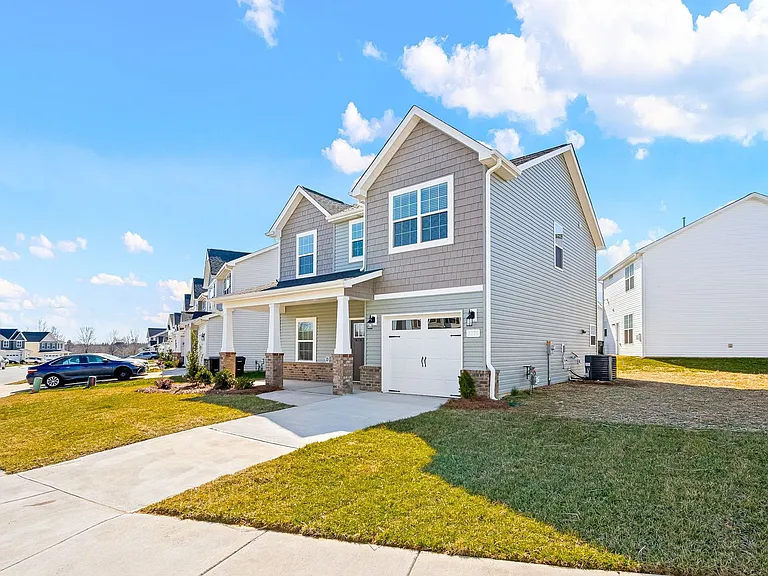 2275 Campbell Loop — Photo 3