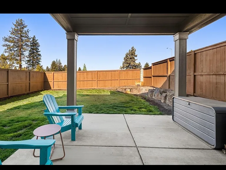 Patio/backyard