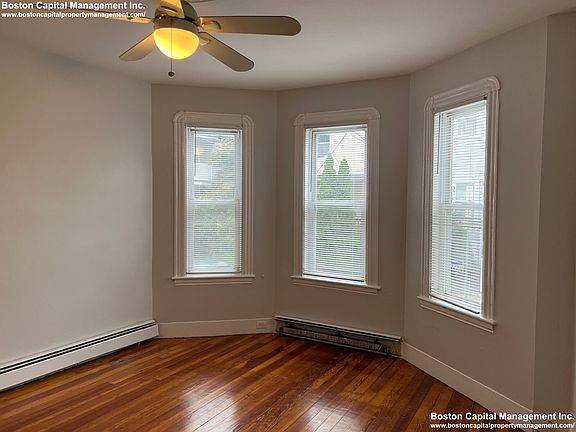 3rd image of 3 Carson St #2