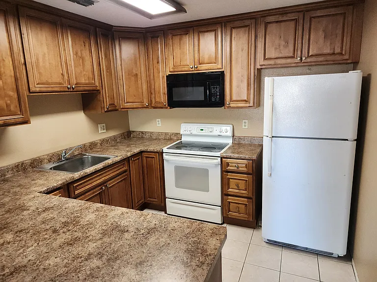 7712 Lakewood Park Dr — Photo 6