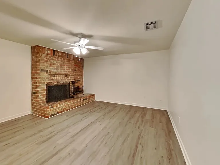 10523 Mills Walk Dr — Photo 3