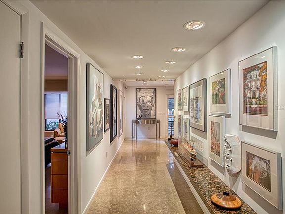 4th image of 4157 Northmeadow Cir