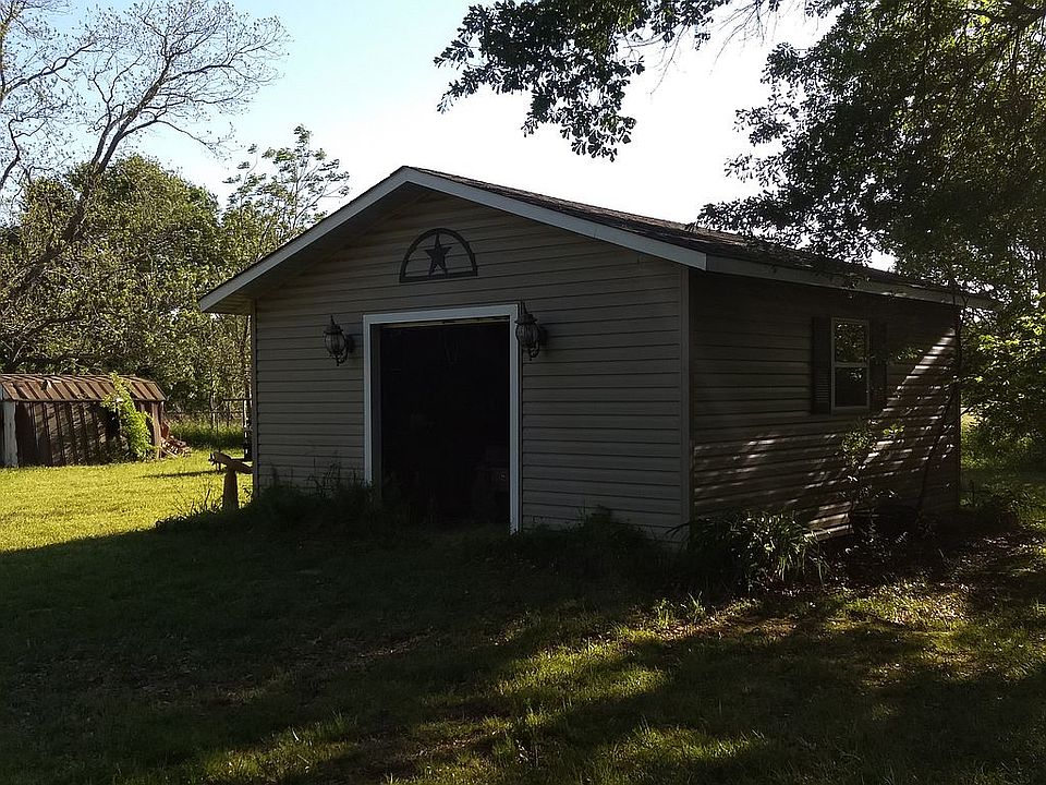 1st image of 513 Kent Dr