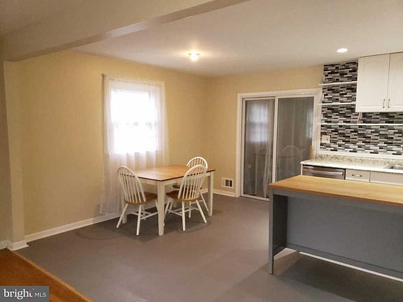 4th image of 813 1st St