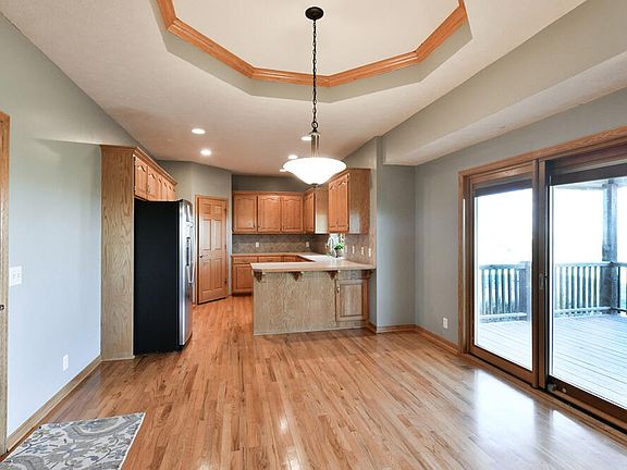 5th image of 51717 275th St
