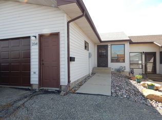 2041 12th St NW, Minot, ND 58703