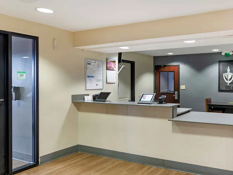 Lobby and Guest Check-in