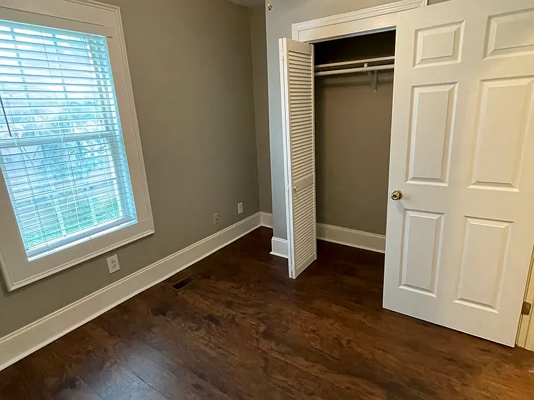 1132 Montreat Ave SW #1 — Photo 6