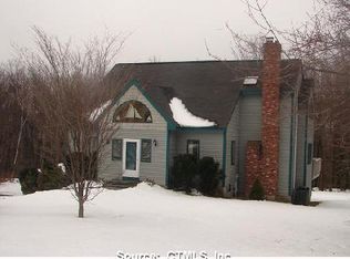 7 Fielding Woods Rd, West Granby, CT 06090