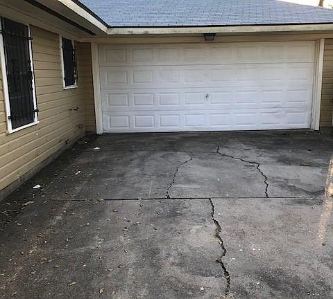 131 3rd Ave. Detached garage
