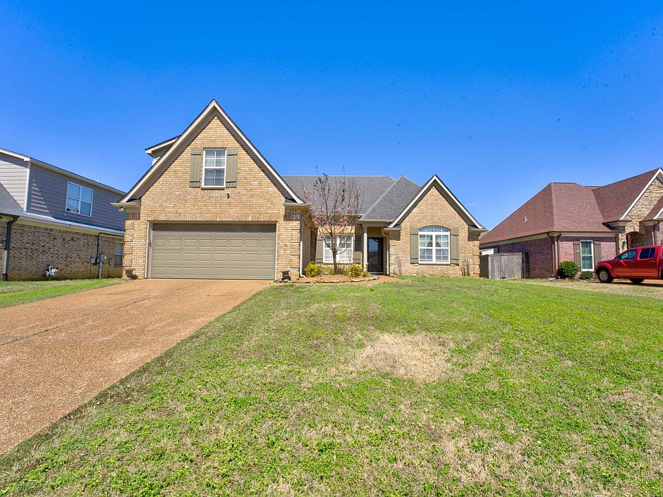 1st image of 235 Whispering Meadows Dr