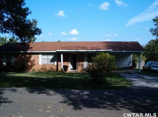 11 Arthur Hoppers Rd, Trenton, TN 38382