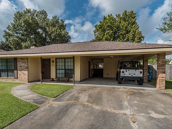 3rd image of 402 Golden Fields Dr