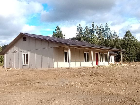 Landscaping to be completed in Spring... when things grow.