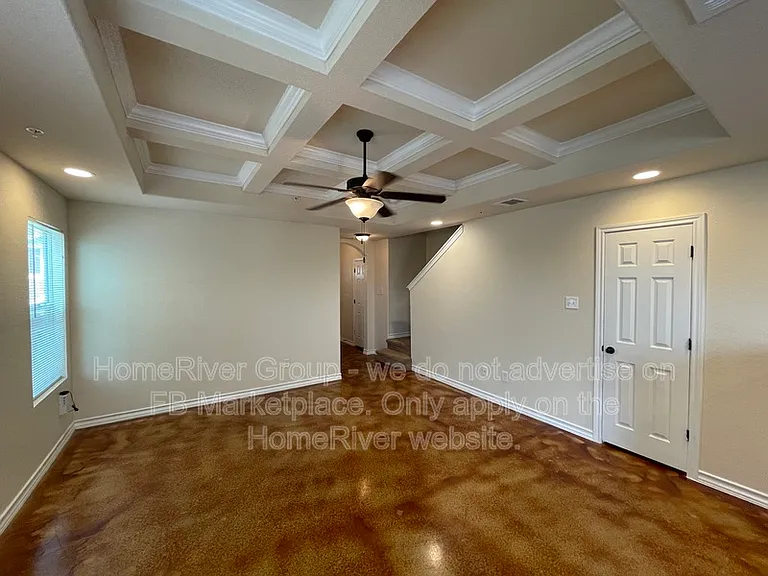 6414 Melanzane Ave #4 — Photo 2