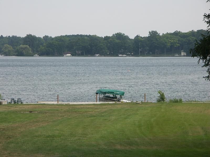 2425 N Lake Angelus Rd W, Lake Angelus, MI 48326 Zillow