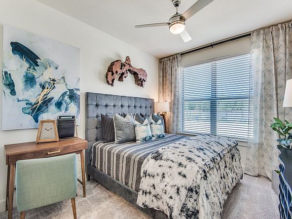 Bedroom with carpet