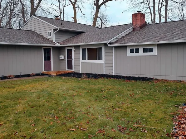 8150 Rushton Dr, Mentor, OH 44060