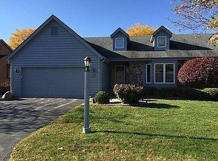 W180N9801 Riversbend Cir W, Germantown, WI 53022