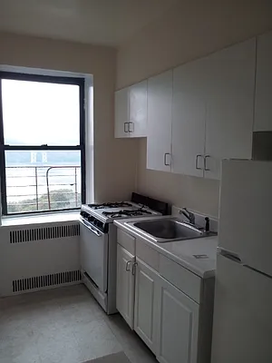 Rented by Rudd Group LTD | media 29