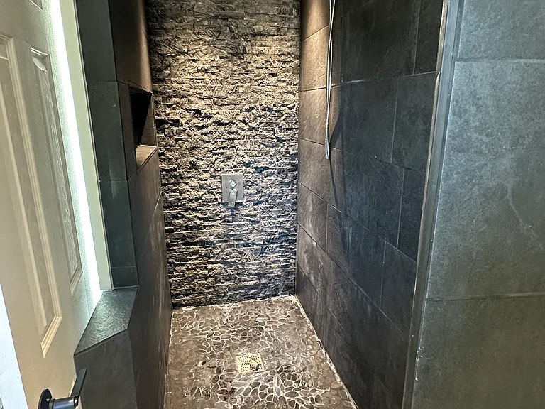 BATHROOM CONNECTED TO BEDROOM #1
