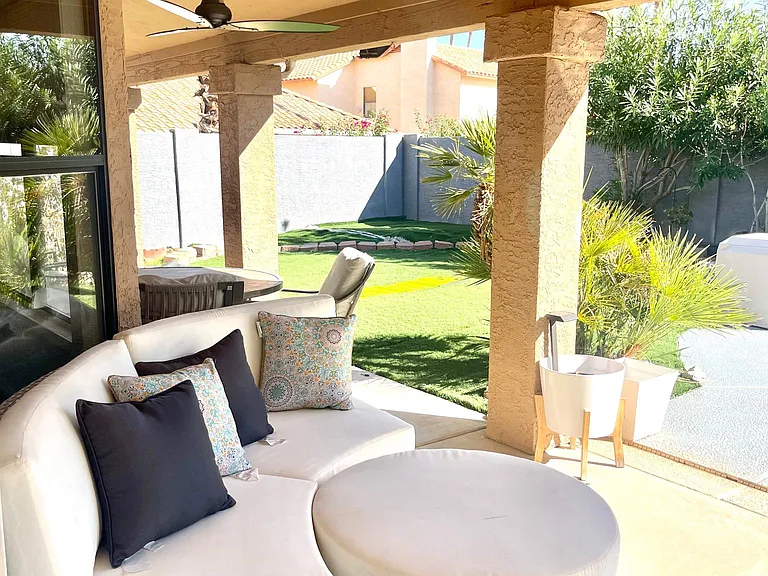 7383 W Utopia Rd — Photo 12