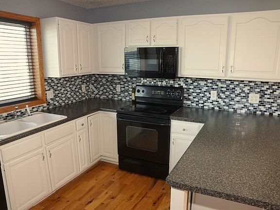 Updated kitchen and backsplash