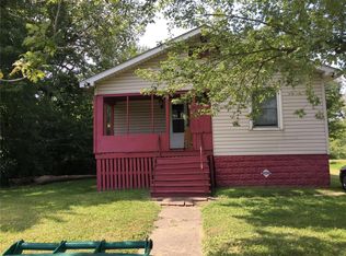 1867 N 42nd St, East Saint Louis, IL 62204