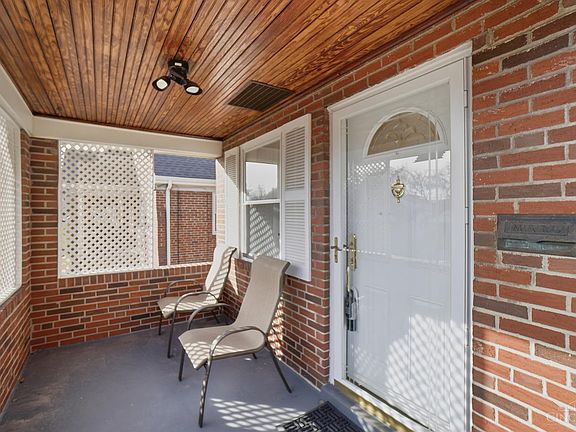 3rd image of 4515 Camberwell Rd