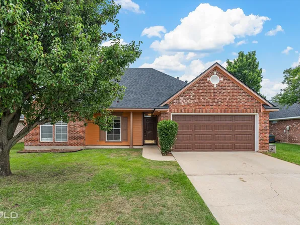 207 Melissa Ln, Bossier City, LA 71112