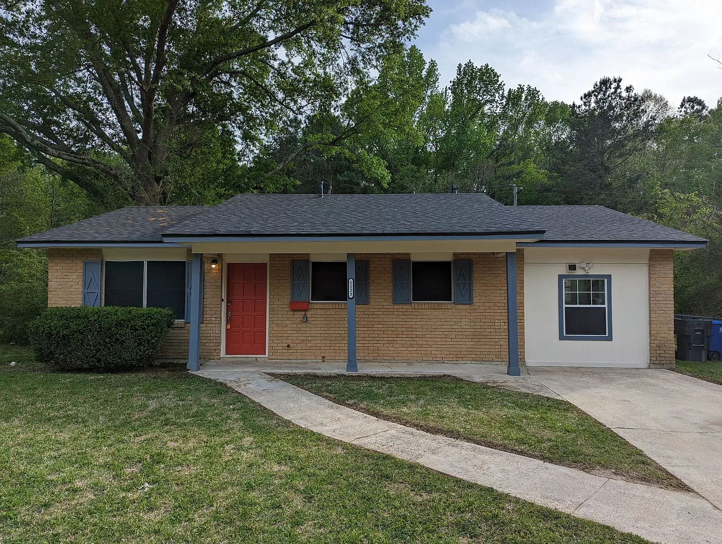 Newly remodeled 3/2 in Southern Hills — Photo 1