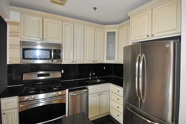 Rented by Modern Spaces | media 3