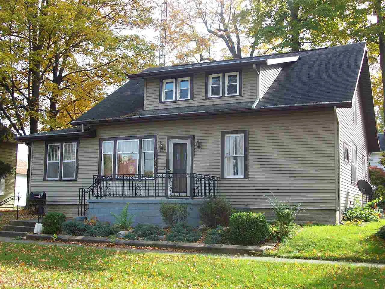 109 W Steuben St photo 1