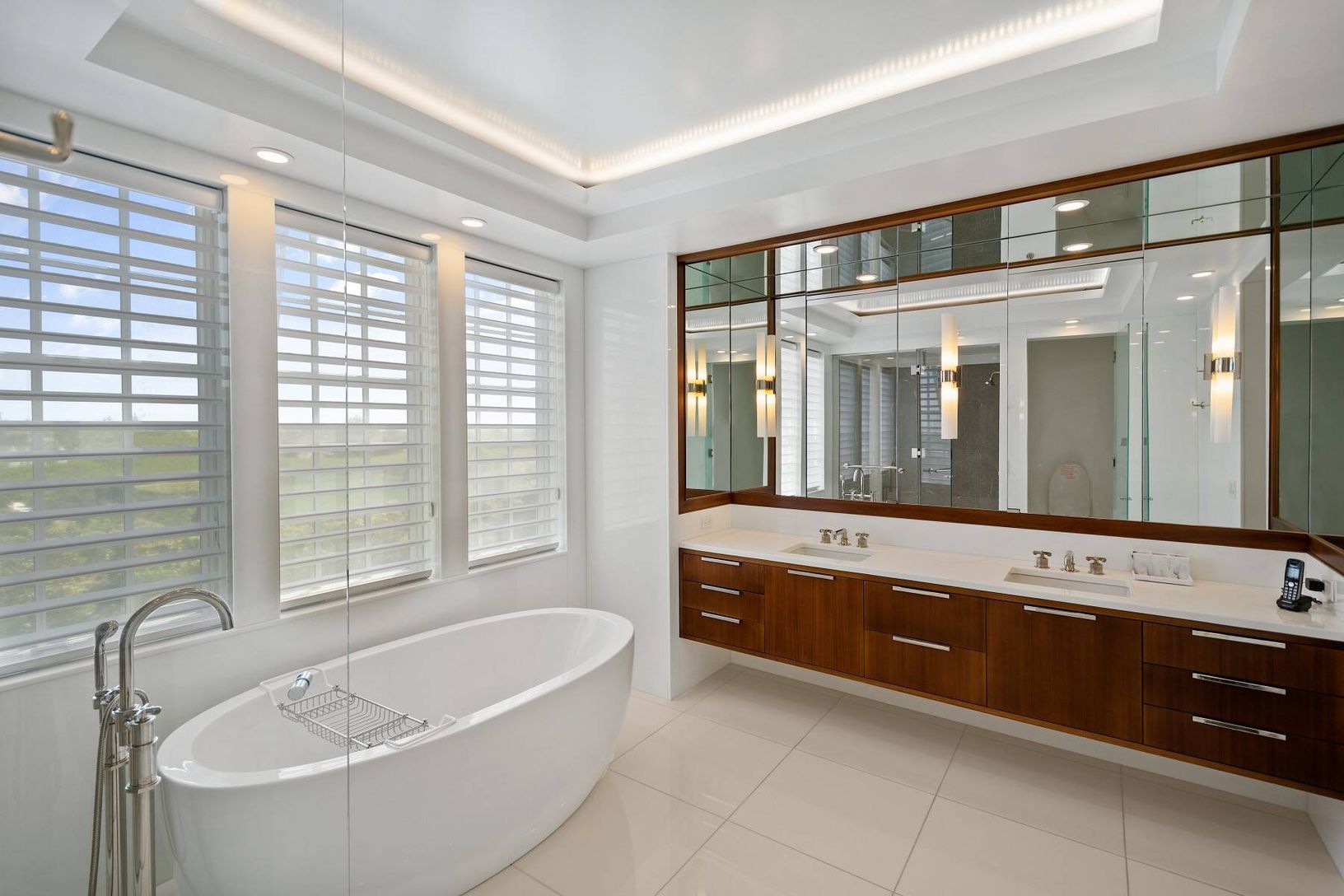 En-Suite Primary Bathroom