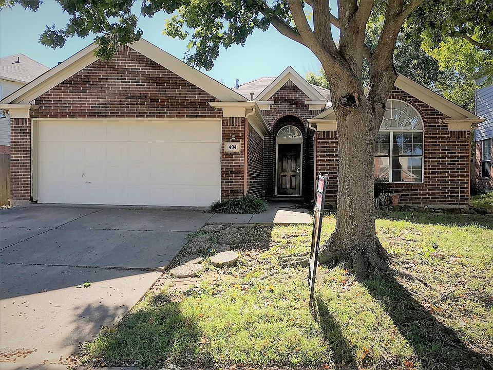 1st image of 404 Pinnacle Dr