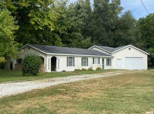 718 W Avenue H, Lewistown, IL 61542