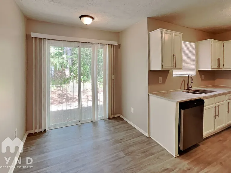 5531 Downs Way — Photo 7