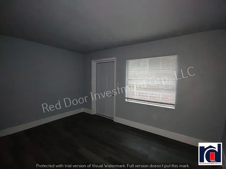 706 W Dixie Ave #12 — Photo 2