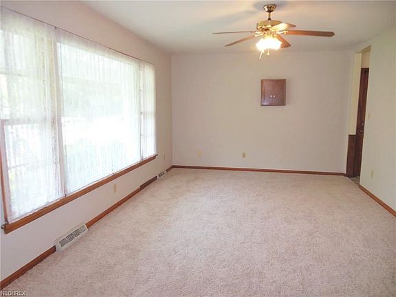 2nd image of 931 Miller Dr
