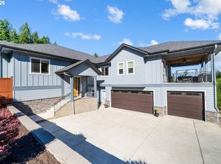 2742 Blue Spruce Dr, Eugene, OR 97405