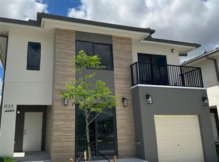 1156 NW 1st St, Florida City, FL 33034