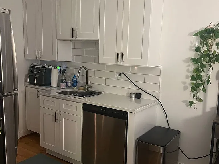 4411 N Hamilton Ave #3W — Photo 6