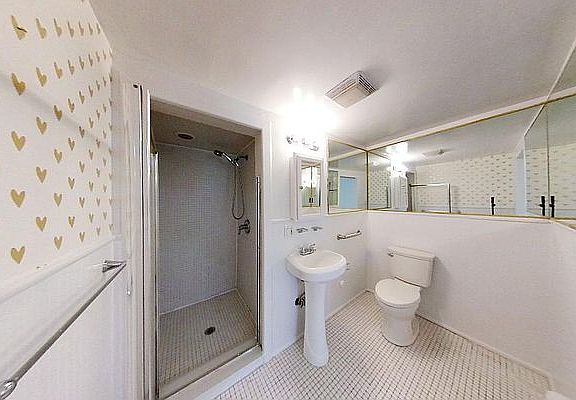 4th image of 52 W 120th St APT 1