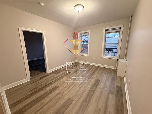 4th image of 76-78 Congress St #A206